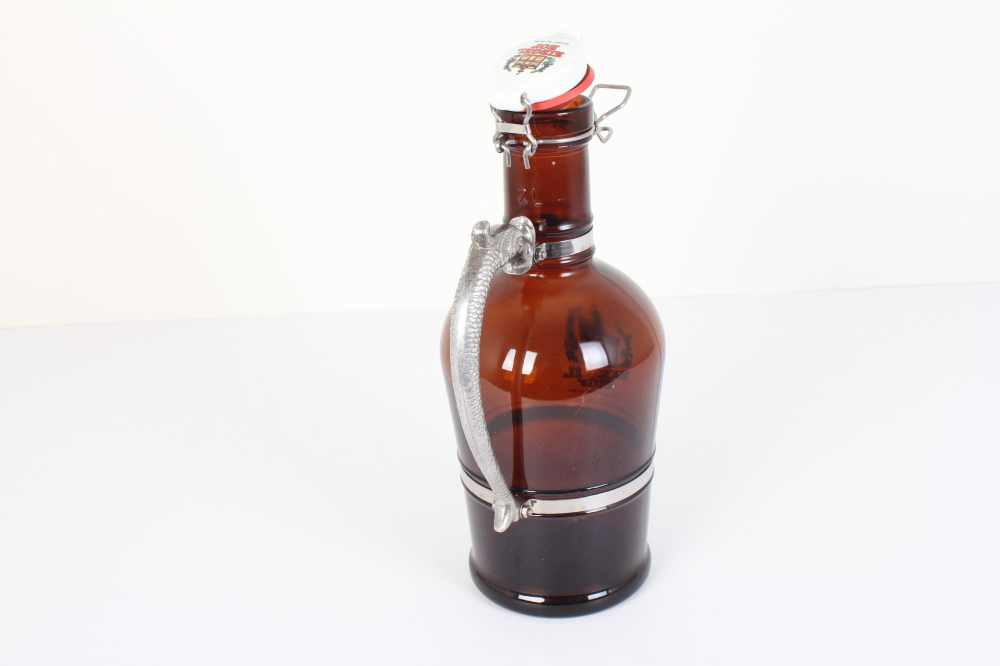 Grande bouteille de bière vide - Ziegel Hof Emmaüs Etikette